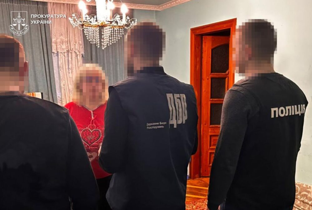 У Львові викрили схему продажу відстрочок за участі експодатківця і працівниці ТЦК