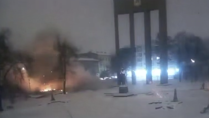Російський дрон влучив біля пам’ятника Бандері у центрі Львова (відео)
