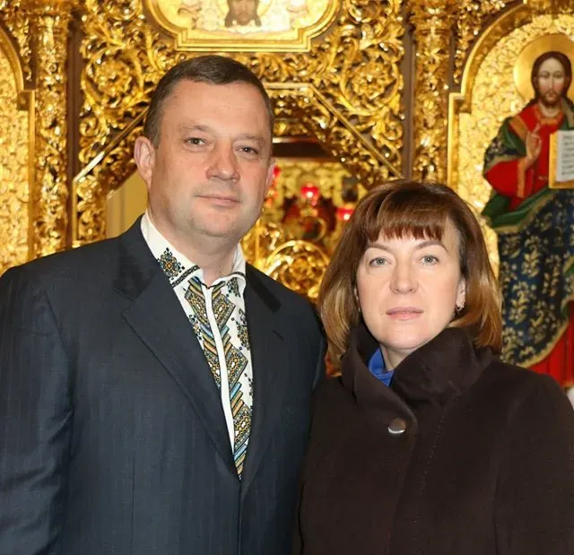 ВАКС скасував арешт на майно колишньої дружини Ярослава Дубневича