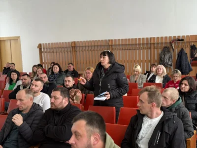 Можливості та підтримка: у Жовкві обговорили актуальні програми допомоги та гранти для ветеранів та їхніх родин