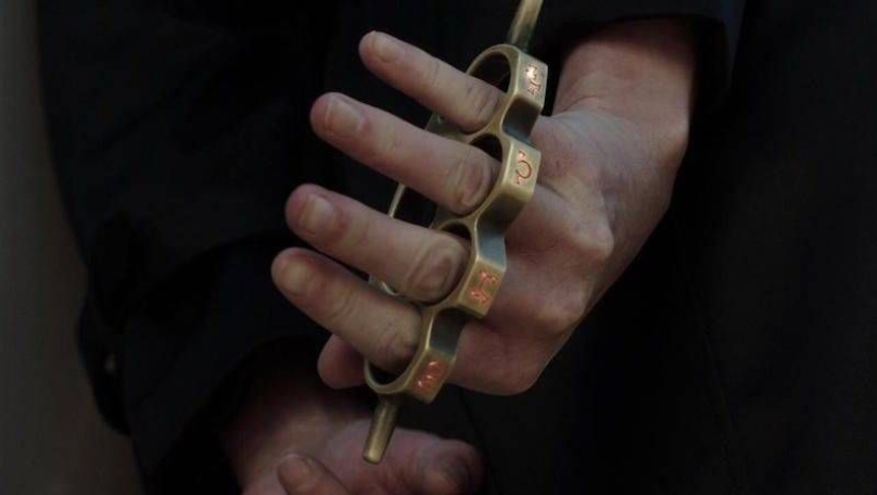 У Львові засудили чоловіка за купівлю кастета у TikTok