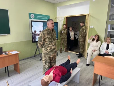 У Львівському професійному коледжі сфери обслуговування та поліграфії створили сучасний осередок для вивчення предмета «Захист України»