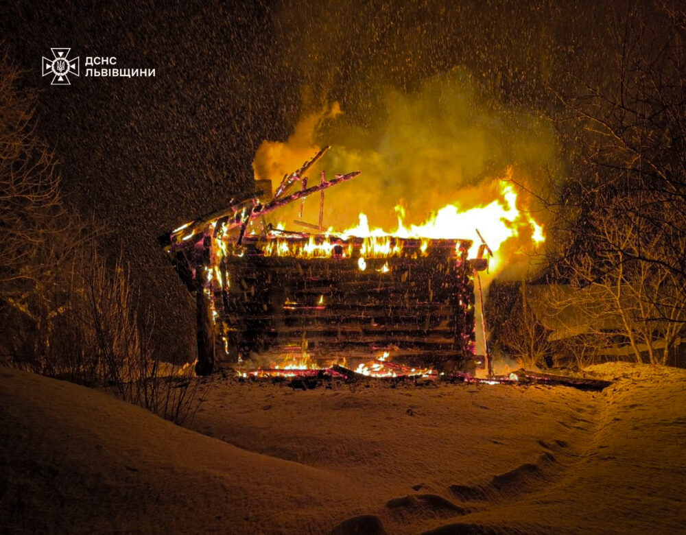 У гірському селі на Львівщині через пожежу загинув 75-річний чоловік