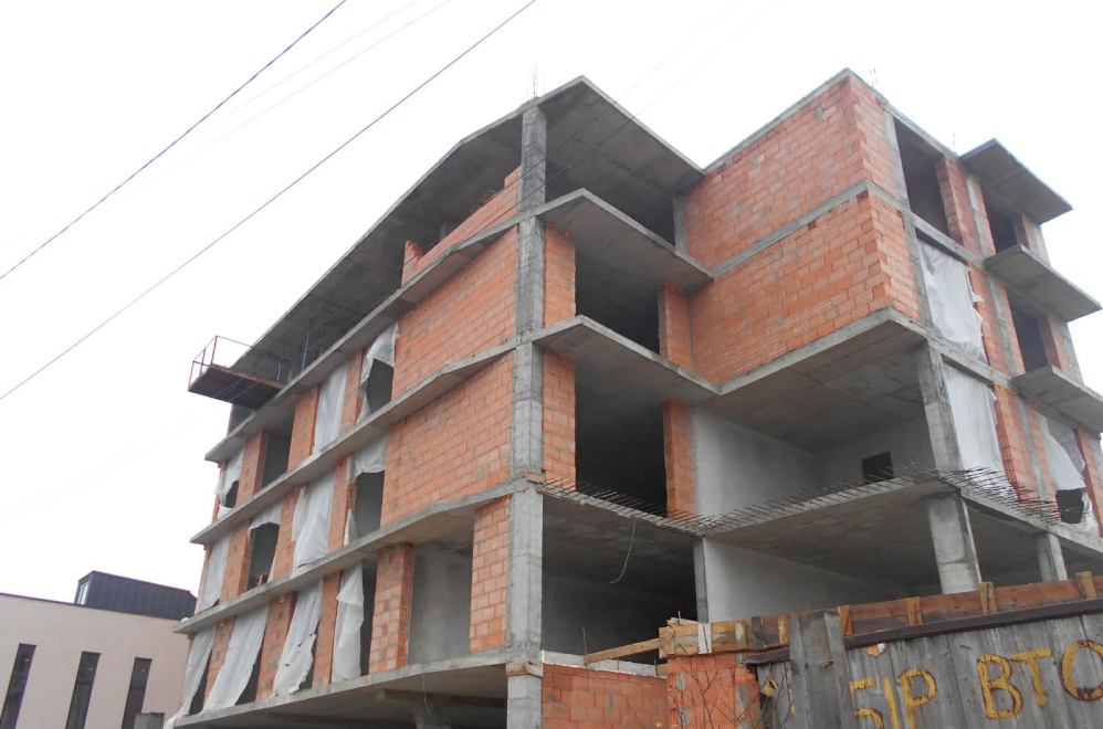 Самочинно збудований п’ятиповерховий будинок у Львові зобов’язали демонтувати