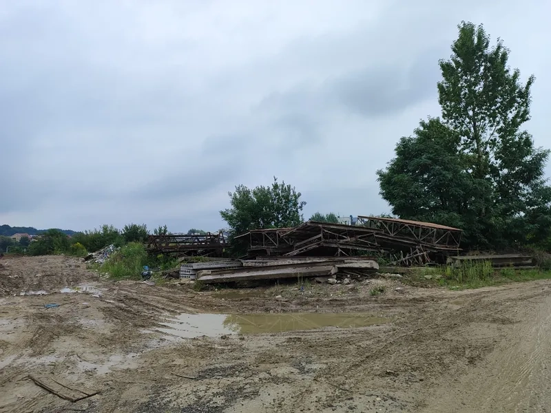 Відомий виробник кортенових виробів купив землю у Львові за 11,3 млн грн