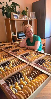 Дитяча книга як родинний проєкт: з настільною грою, кулінарними рецептами, розмальовками та коміксами (фото)