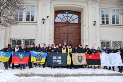 Ще 24 українські військові вирушили зі Львівщини на Афон у рамках проєкту «Духовна перемога» (фото)