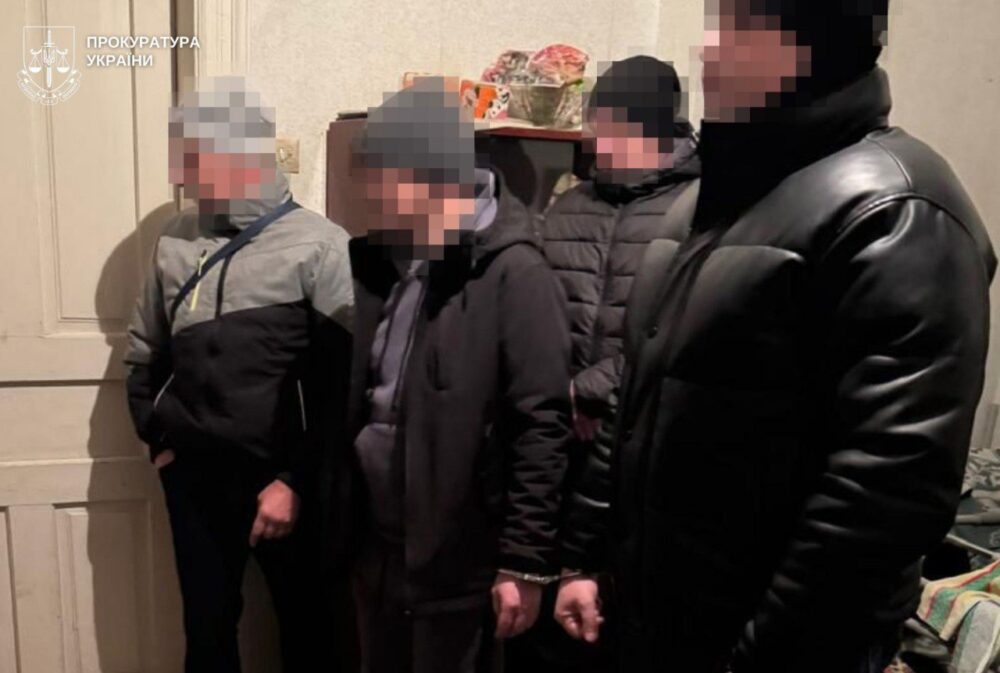 У Жидачеві чоловік намагався вбити сокирою військовослужбовця