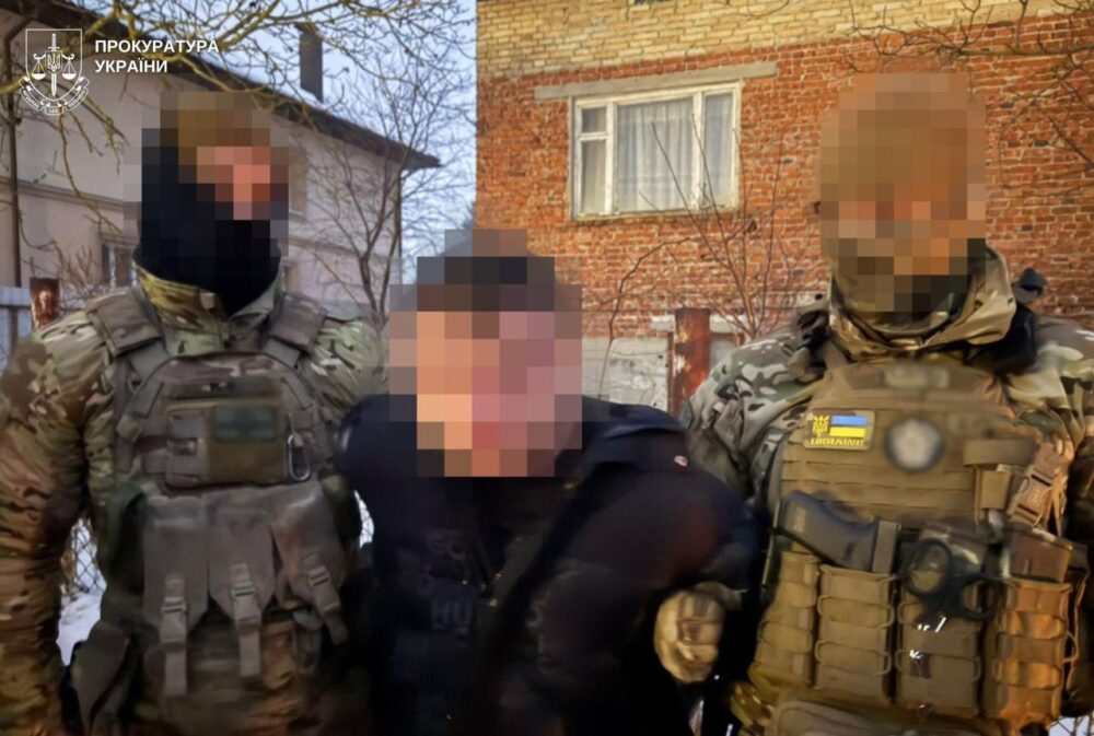 Львів’янин за 13 тисяч доларів намагався переправити військовозобов’язаного за кордон