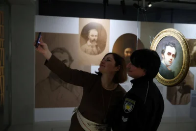 У Zenyk Art Gallery відкрили першу персональну виставку Тараса Шевченка у Львові (фото)