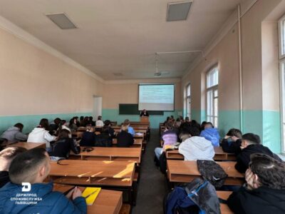 Студенти ЛНУ імені Івана Франка ознайомилися з практикою захисту прав споживачів (фото)