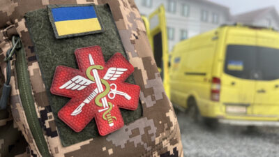 Благодійна організація Music for Ukraine передала українським військовим ще десять медичних автомобілів (фото)