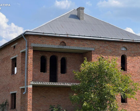 Львів’янин підробив документи та продав чужий будинок