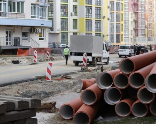 Ремонт дороги на вул. Залізничній у Львові планують завершити до кінця квітня (фото)