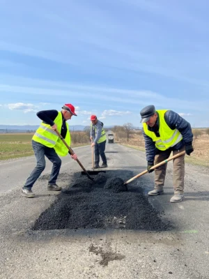 На Дрогобиччині ремонтують дорогу Нагуєвичі–Лішня