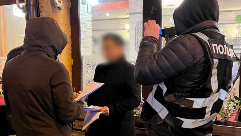 На Львівщині правоохоронці повідомили про підозру чоловіку за незаконну легалізацію іноземця