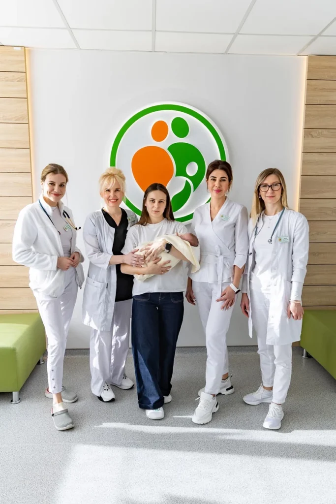 У Львівському перинатальному центрі лікарі успішно прооперували й виходили дівчинку з синдромом Ледда