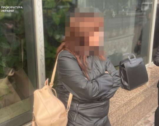 Ошукали родичів військових на понад 1 млн грн: судитимуть подружжя зі Шептицького