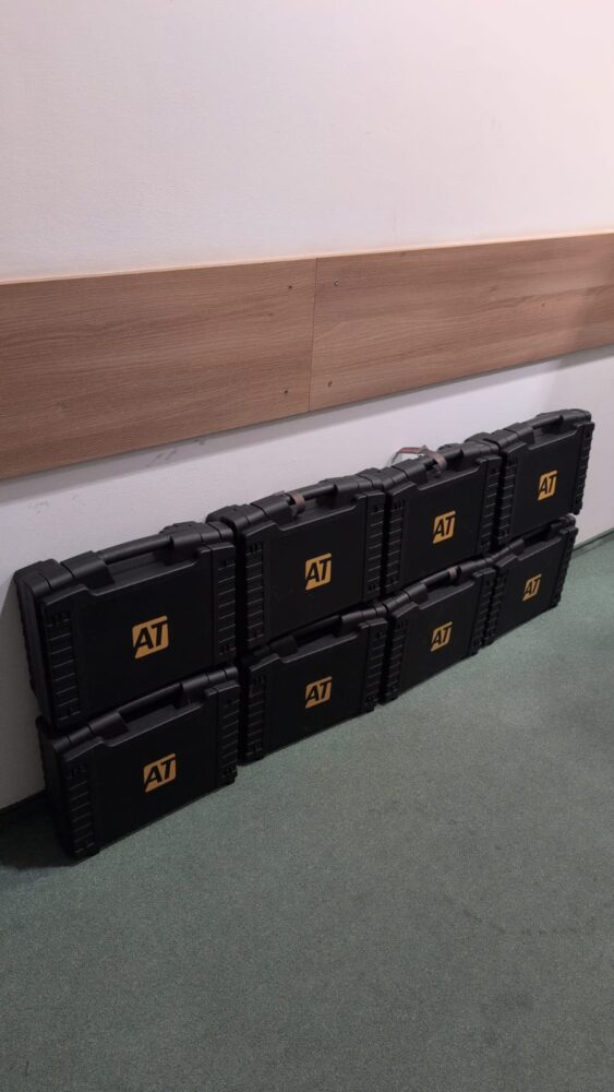 Львівські митники виявили контрабанду автомобільних програматорів на 1,6 млн грн