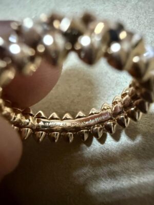 Львівські митники виявили незадекларовані брендові речі на 1,5 млн грн у пункті пропуску «Рава-Руська — Хребенне»