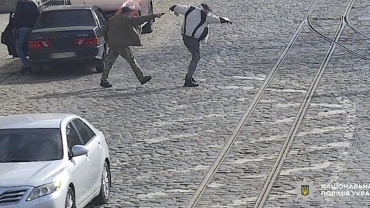 У Львові військовий під час сварки поранив перехожого з травматичної зброї