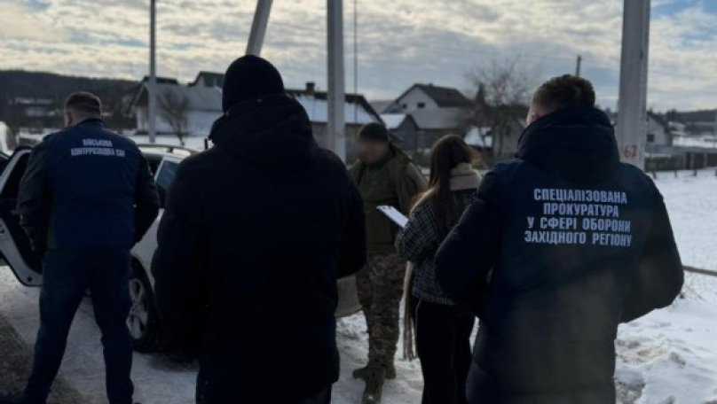На Львівщині двоє військовослужбовців намагались організувати курсанту СЗЧ та втечу за кордон