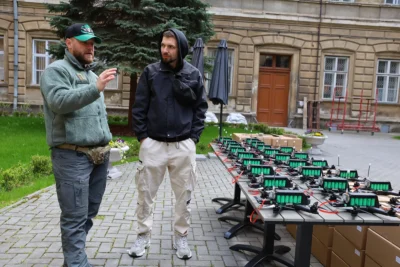 Військовослужбовцям передали партію безпілотників, закуплених за підтримки Львівської ОВА (фото)