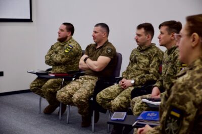 У Львові триває проєкт співпраці військових психологів та науковців для підтримки захисників (фото)