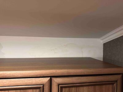 Будинок без доступу: у Винниках мешканці багатоповерхівки не мають доступу до горища та інженерних вузлів