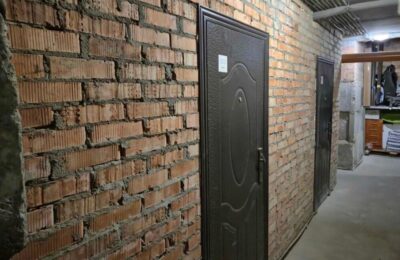Будинок без доступу: у Винниках мешканці багатоповерхівки не мають доступу до горища та інженерних вузлів