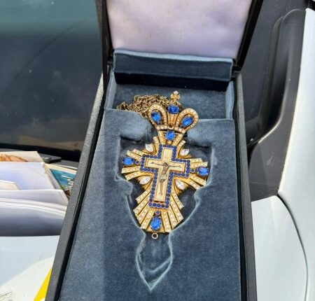 На Львівщині прикарпатець вкрав хрест з церкви на Великдень