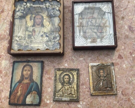 Суд на Львівщині оштрафував громадянку Польщі за спробу вивезення цінних ікон