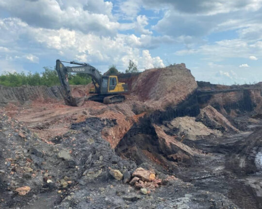 Директора львівської компанії підозрюють у незаконному видобутку копалин на понад 102 млн грн
