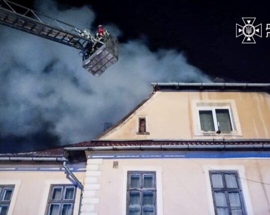 На Львівщині горіла будівля вокзалу