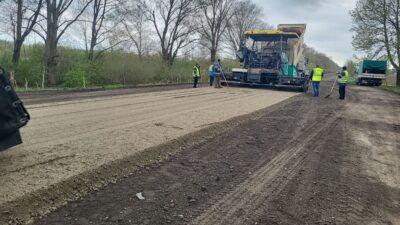 Триває ремонт дороги Т-14-18 між Великою Озиминою та Ралівкою на Львівщині