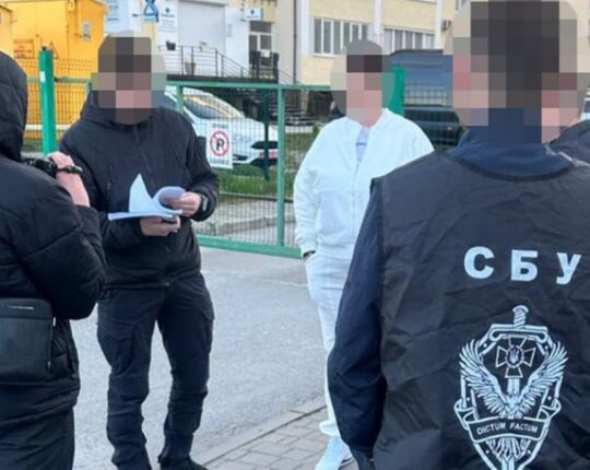 На Львівщині начальниця медслужби за хабарі виготовляла для військових фіктивні довідки ВЛК