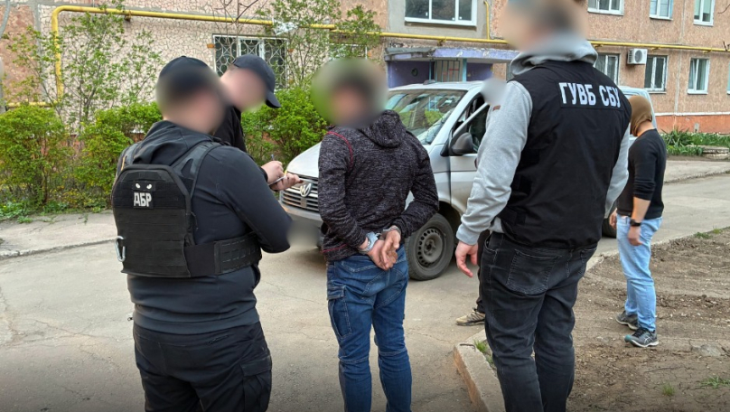 На Львівщині правоохоронця підозрюють у хабарі за переведення військового до тилового підрозділу