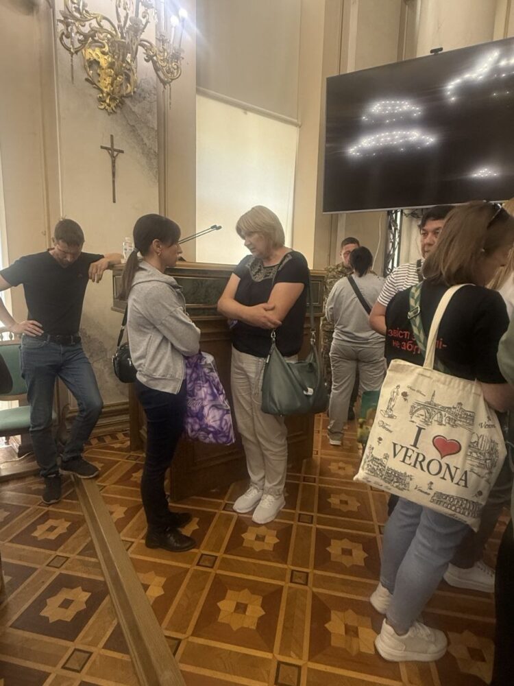 У Львові відбулася зустріч із родинами зниклих безвісти Захисників (фото)