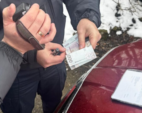 40-річний мешканець Львівщини збував наркотики увʼязненим та зберігав боєприпаси вдома