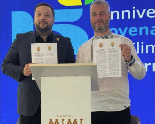 Жовква підписала угоду про побратимство з громадою Сіреті у Молдові