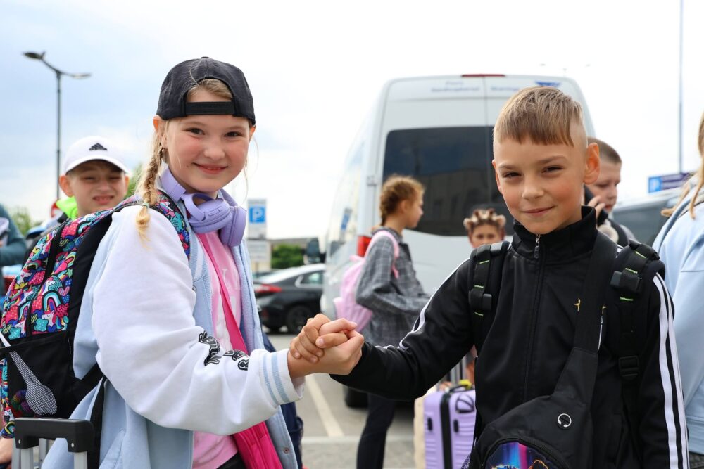 Львівщина прийняла 200 дітей із Сумщини та Харківщини для участі у таборі “Карпатська зміна” (фото, відео)
