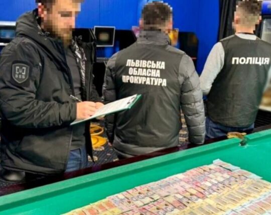 У Мостиськах та Шегинях викрили підпільні казино для «перевірених» клієнтів