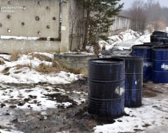 На Львівщині судитимуть працівника підприємства через витік нафти та забруднення земель