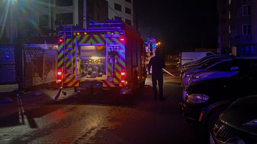У пожежі поблизу Львова загинув чоловік, жінку госпіталізували