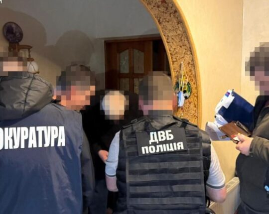 На Львівщині експоліцейського викрили на вимаганні грошей з підприємців