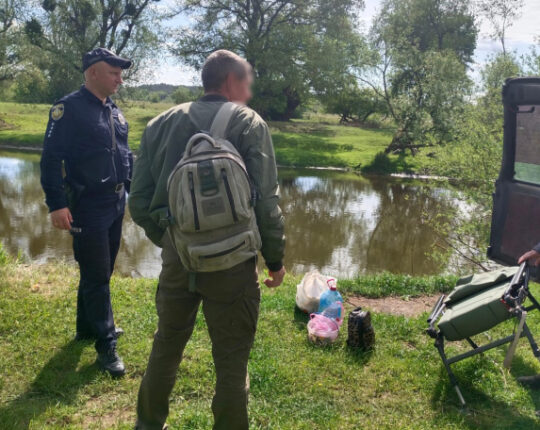 На Львівщині виявили понад 200 випадків незаконного вилову риби під час нересту