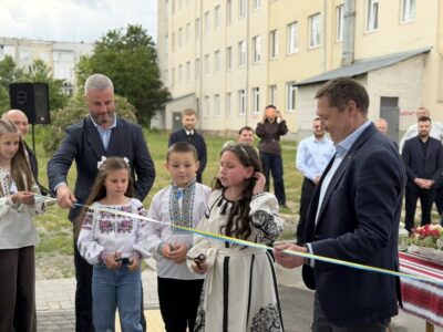 У Жовкві відкрили сучасний харчоблок: усі школи громади забезпечуватимуть здоровим харчуванням (фото)