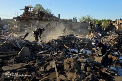 У Львові після ракетного удару вже 37 постраждалих, пошукові роботи тривають (фото, відео)