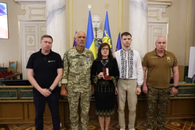 Родинам 26-ти загиблих воїнів зі Львівщини вручили високі державні нагороди (фото)