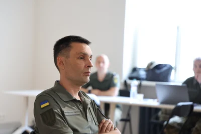 Зустріч із родинами військовослужбовців 116 ОМБр: у Львівській ОВА обговорили пошук зниклих безвісти та підтримку сімей (фото)